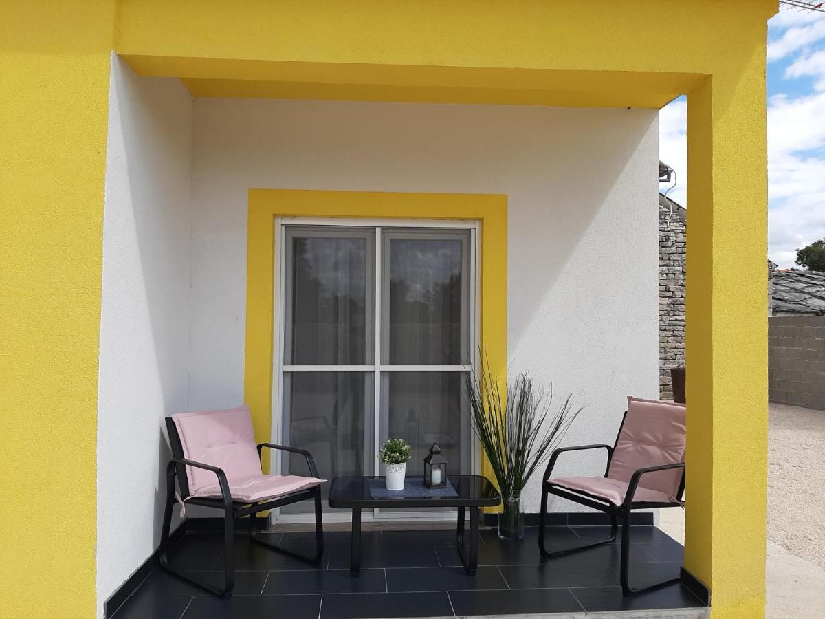 Pridraga Ferienhaus Karlo מראה חיצוני תמונה