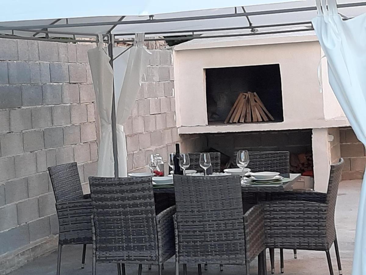 Pridraga Ferienhaus Karlo מראה חיצוני תמונה