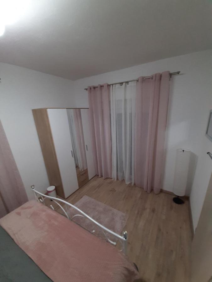 Pridraga Ferienhaus Karlo מראה חיצוני תמונה