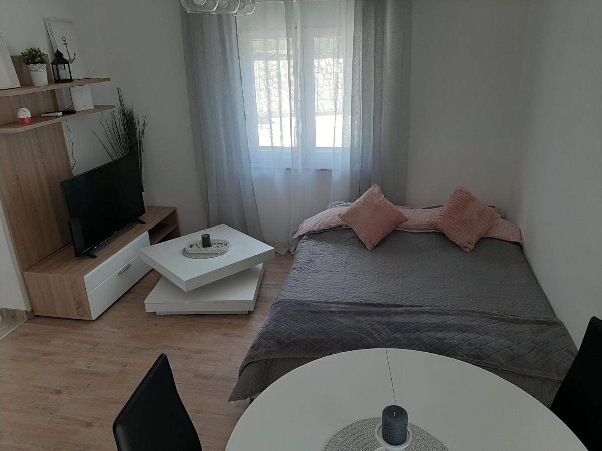Pridraga Ferienhaus Karlo מראה חיצוני תמונה