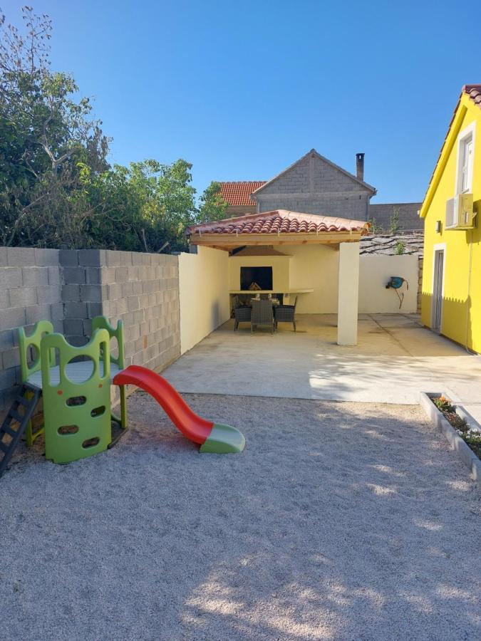 Pridraga Ferienhaus Karlo מראה חיצוני תמונה