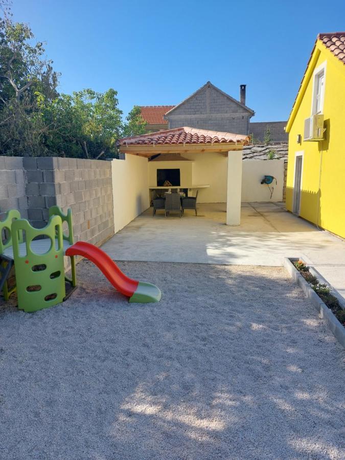 Pridraga Ferienhaus Karlo מראה חיצוני תמונה